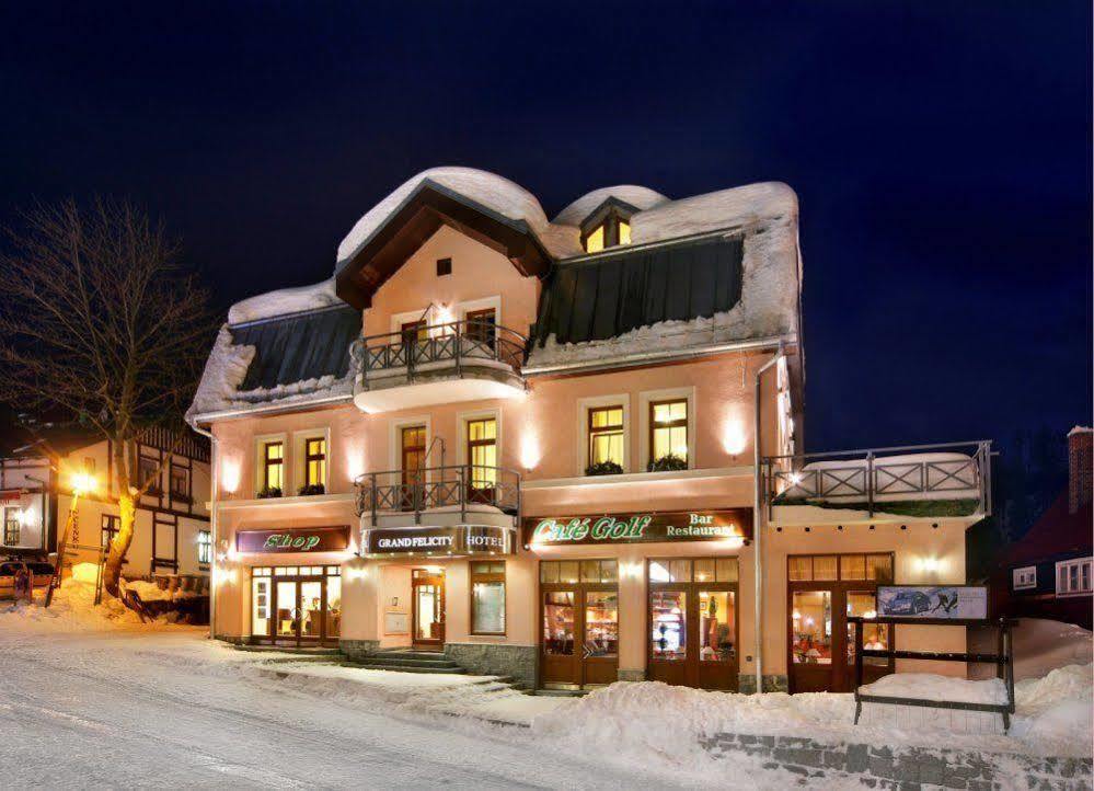 Wellness Hotel Grand Spindleruv Mlyn Exterior foto